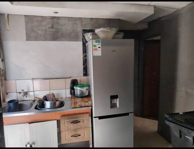 2 BEDROOM HOUSE FOR SALE IN PALM RIDGE